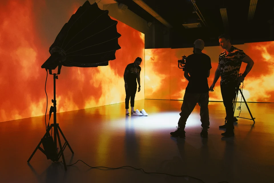 Film crew fiery screen