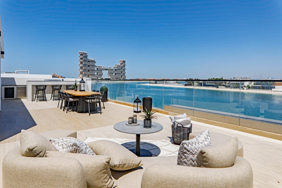 Waterfront terrace lounge dining